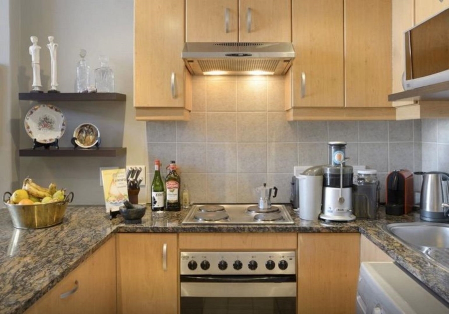 To Let 1 Bedroom Property for Rent in De Waterkant Western Cape